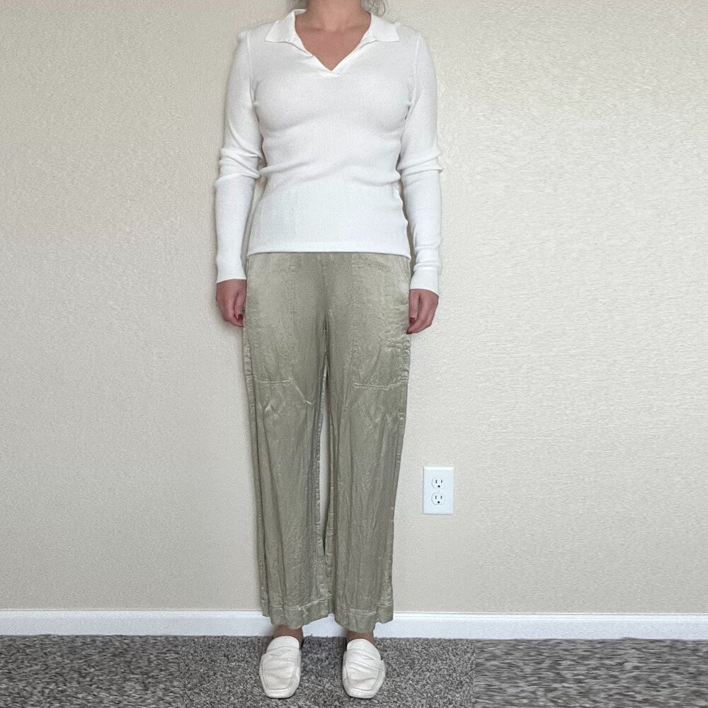 White H&M Sweater Size M